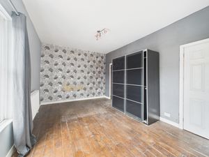 Photo 6- click for photo gallery